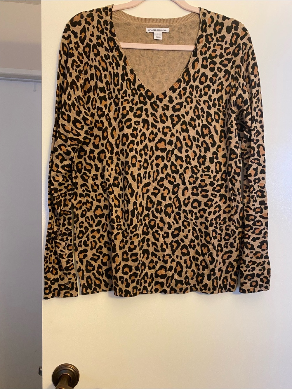 Amazon Essentials Women’s Leopard V-Neck Sweater - Brown/Black Size Large NWT